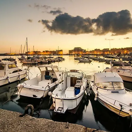 Vacationers Refuge 3* Anzio